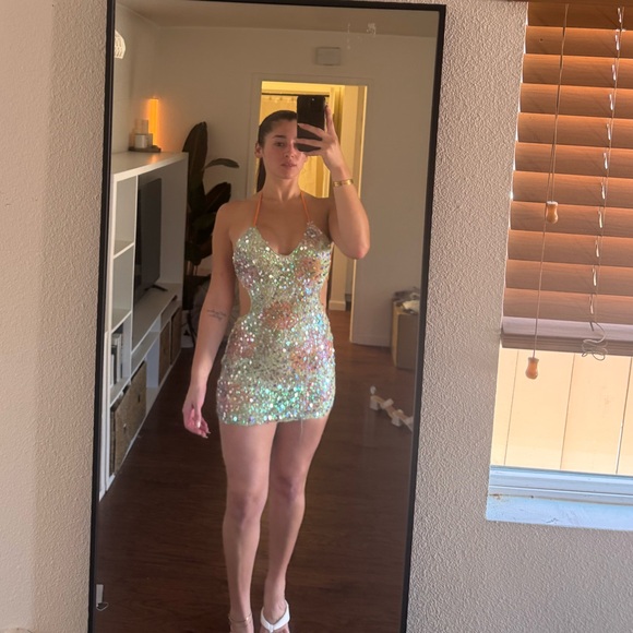 Sequin floral cut out mini dress | sexy backless mini sequin dress | colorful - Picture 2 of 3